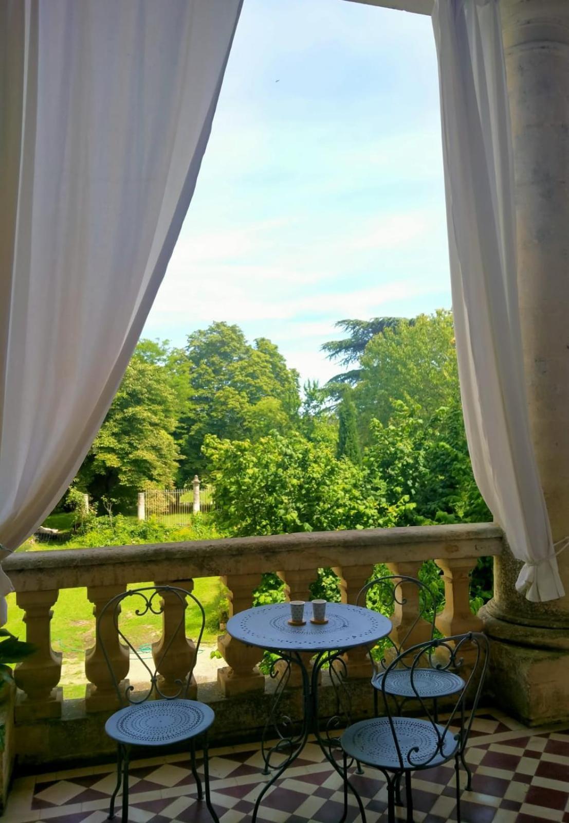 La Chambre Du Chateau De Puisseguin Exterior photo